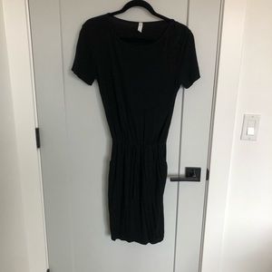 T-shirt dress with pockets